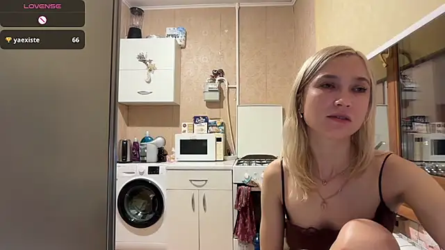 AngelJeni: онлайн-секс-чат
