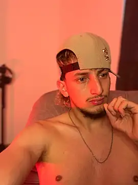 ZarcoXIX élő XXX-chatje