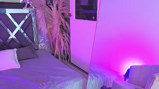 megan_lenon Adlı Modelin Canlı XXX Sohbeti