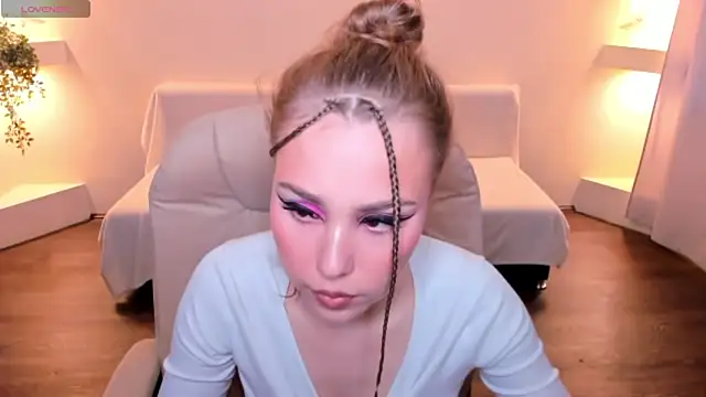 XXX chat uživo modela bad_habit_babe