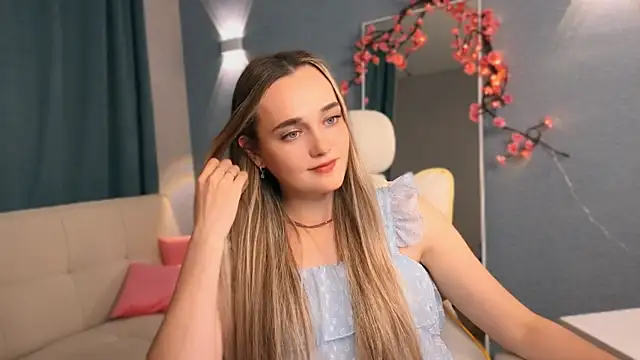 earthfantasyy's Live XXX Chat