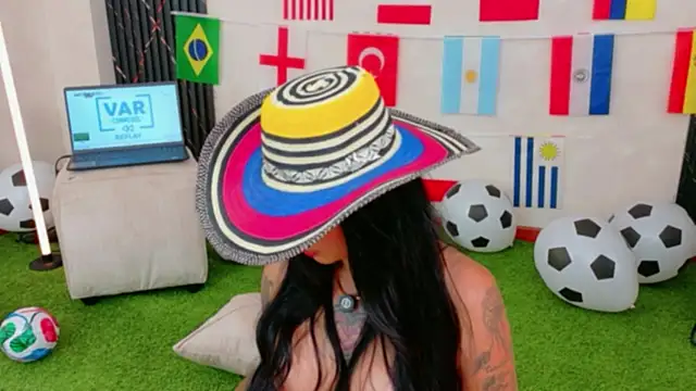 XXX chat uživo modela EmmyEvans1