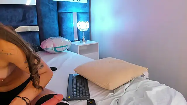 AmmyJones_ Live XXX-chat