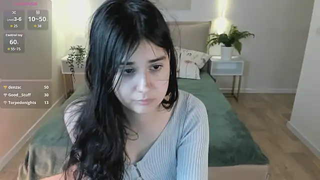Lyra_Skye_'s Live XXX Chat
