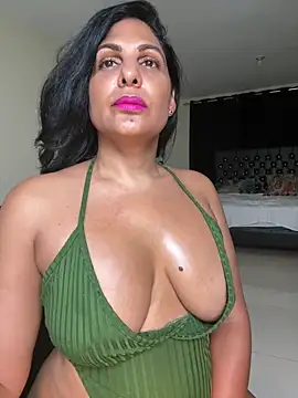 Latina-miss' Webcam Show