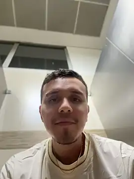 Chat XXX ao vivo de adam-rivera