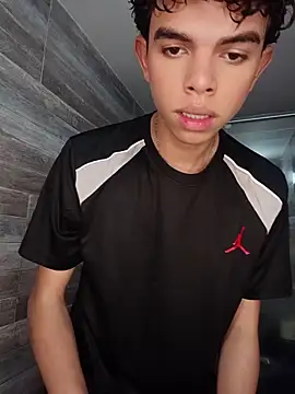 Chat XXX ao vivo de keahi_tay