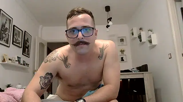 Pokazy przed kamerką – yanick931