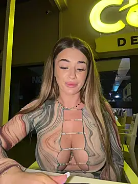 IsabellaEtthan Live XXX-Chat