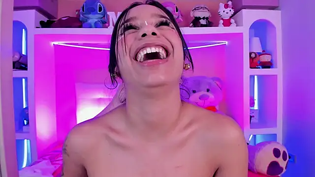 Chatroom XXX en direct de foxy_samy