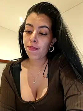 Luianna's Live XXX Chat