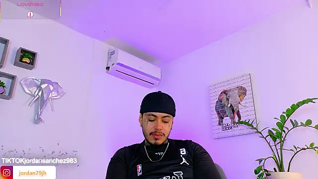 Chat XXX ao vivo de JordanSmiith_
