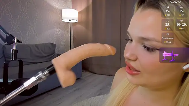 FrauSophia élő XXX-chatje