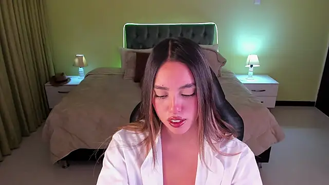 _Charlotte_evans_1's Live XXX Chat