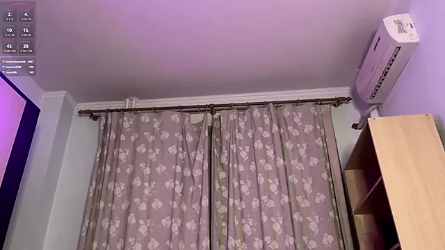 XXX chat uživo modela Velmiora