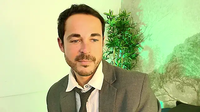 Adams_Sanz Adlı Modelin Canlı XXX Sohbeti