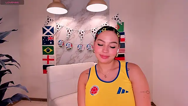 MollyJones_ XXX чат на живо