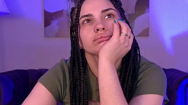 AdrianaToress' Live XXX Chat