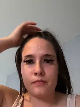Poppylooloo élő XXX-chatje