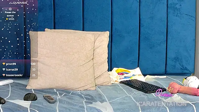 Živý XXX chat kiaratentation