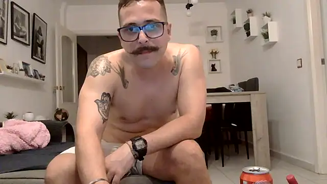 yanick931 Live XXX-chat