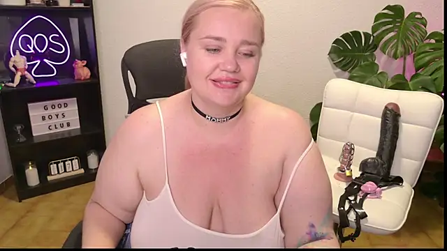 Chatroom XXX en direct de MargotGrey