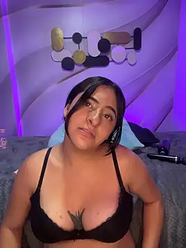 Chat XXX en directo de Maggiee_1