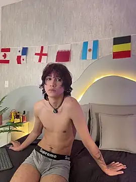 Mika_love_milo: онлайн-секс-чат