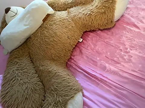 Onlypawzz Chat XXX live