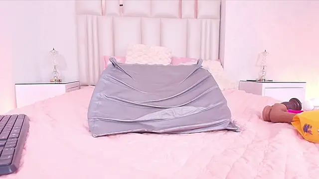 alanarose18のライブXXXチャット