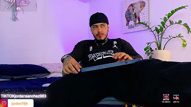 JordanSmiith_ Chat XXX live