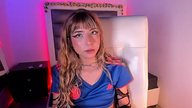 adhalee_js élő XXX-chatje