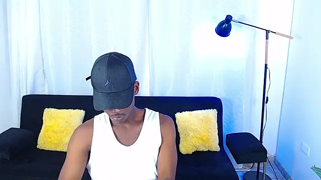alexaandro18 Live XXX Chat