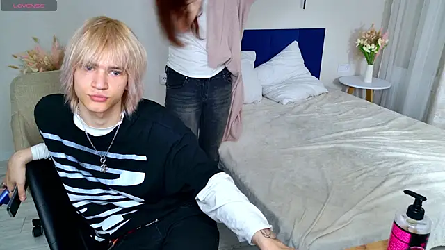 Legacy_Star Live XXX-chat