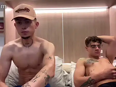 Chat XXX ao vivo de strongManLatino