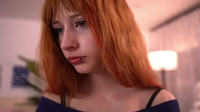 VixenLuxen Live XXX chat