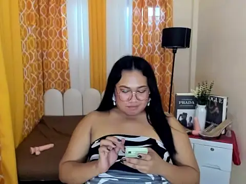 Chat XXX en directo de BigCockLexie