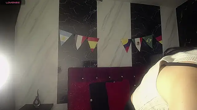 SofiaMoreno_: απευθείας συνομιλία ΧΧΧ