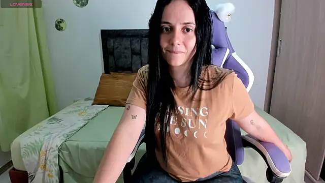 lucia_s1 Chat XXX in diretta