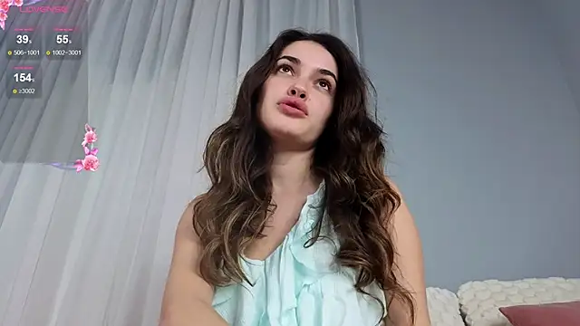 SweetAuraa's Live XXX Chat