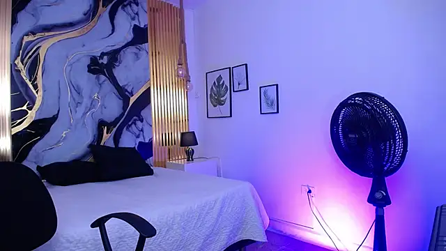 OliverMorgan66's Live XXX Chat