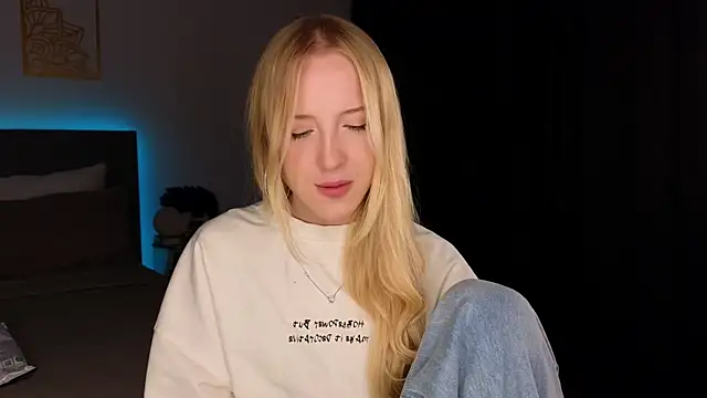 adele_armass লাইভ XXX চ্যাট