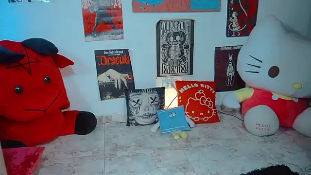Deadly_Doll: онлайн-секс-чат