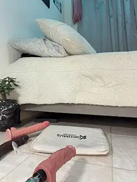 alejo_cute Adlı Modelin Canlı XXX Sohbeti
