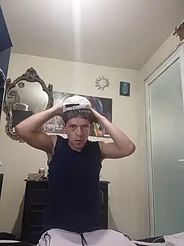 Junior_47 Live XXX-chat