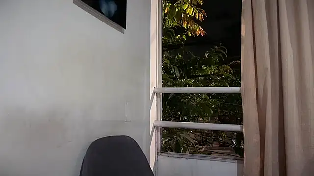 romeolovedark's Live XXX Chat