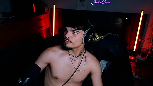 JordanShow XXX чат на живо