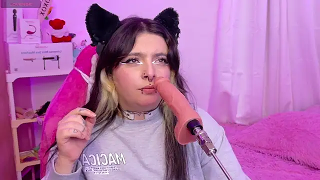 Sachi_Meow's Live XXX Chat