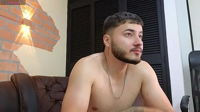 Chat +18 de Brandon_01 ao vivo
