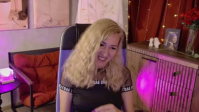 DonnaSmitth Live XXX-Chat